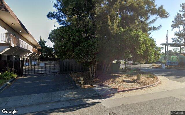 Street view near Palo Alto wastewater treatment plant, Palo Alto, CA